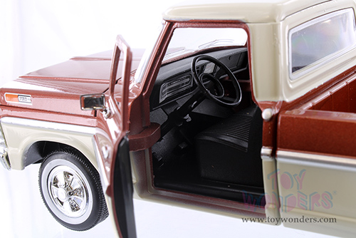 Showcasts® Collectibles - Ford F-100 Pickup Truck (1969, 1/24 scale diecast model car, Asstd.) 71315D MAP: $19.99