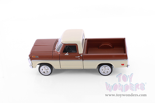 Showcasts® Collectibles - Ford F-100 Pickup Truck (1969, 1/24 scale diecast model car, Asstd.) 71315D MAP: $19.99