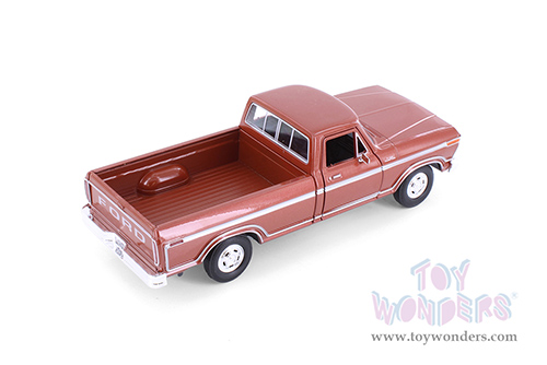 Showcasts® Collectibles - Ford F-150 Custom Pickup (1979, 1/24 scale diecast model car, Brown) 71346BR MAP: $22.99