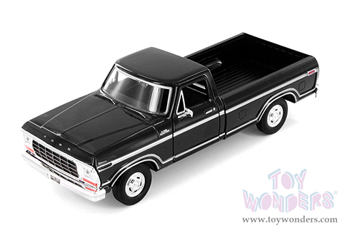Showcasts® Collectibles - Ford F-150 Custom Pickup (1979, 1/24 scale diecast model car, Dark Blue) 71346D MAP: $19.99