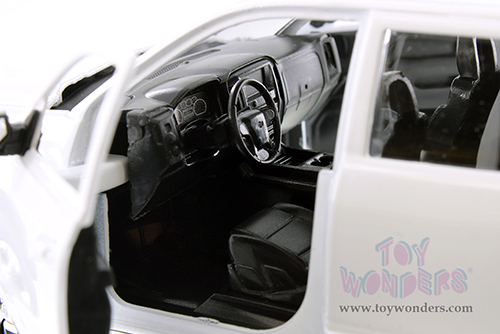 Showcasts® Collectibles - Chevy® Silverado™ 1500 LT Z71 Crew Cab Truck (2017, 1/27 scale diecast model car, White) 71348WTD MAP: $19.99