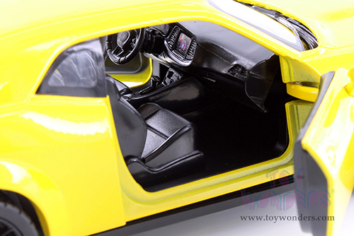 Showcasts® Collectibles - Dodge Challenger SRT Hellcat Widebody Hard Top (2018, 1/24 scale diecast model car, Yellow) 71350YL MAP: $22.99