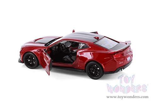 Showcasts® Collectibles - Chevrolet® Camaro® ZL1™ (2017, 1/24 scale diecast model car, Asstd.) 71351D MAP: $19.99