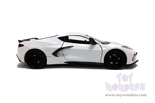 Showcasts®  Collectibles - Chevrolet® Corvette® C8 Stingray Hardtop (2020, 1/24 scale diecast model car, White) 71360WT MAP: $22.99
