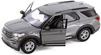 Showcasts® Collectibles - Ford Explorer XLT (2022, 1/24 scale diecast model car, Asstd.) 71378D MAP: $19.99; 