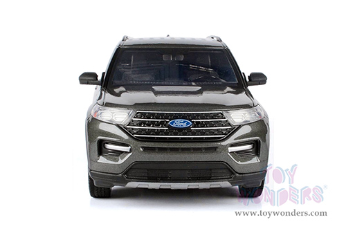 Showcasts®  Collectibles - Ford Explorer XLT (2022, 1/24 scale diecast model car, Gray) 71378GY MAP: $22.99