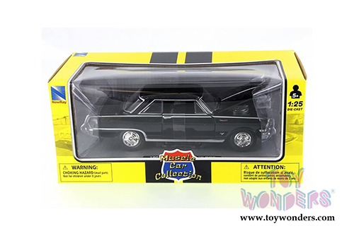New Ray - Muscle Car Collection Chevrolet&reg; Nova SS Hardtop (1964, 1/25 scale diecast model car, Black) 71823B