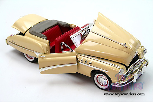 Motormax Timeless Classics - Buick Roadmaster Convertible (1949, 1/18 scale diecast model car, Beige) 73116TC/BE