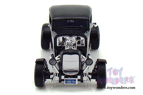 Motormax Timeless Classics -  Ford Hot Rod Hard Top (1932, 1/18 scale diecast model car, Black) 73172TC/BK