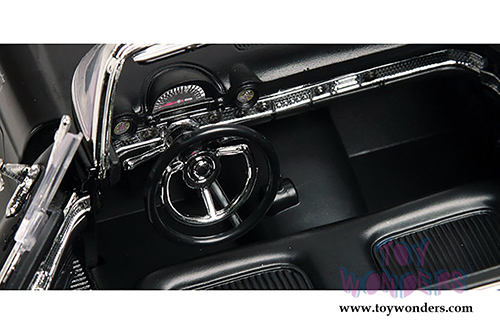 Motormax Timeless Classics -  Ford Thunderbird Convertible (1956, 1/18 scale diecast model car, Black) 73173TC/BK