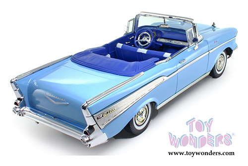 Motormax Premium American - Chevy Bel Air Convertible (1957, 1/18 scale diecast model car, Blue) 73175AC/BU