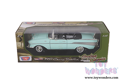 Motormax Timeless Classics - Chevy Bel Air&reg; Convertible (1957, 1/18 scale diecast model car, Green) 73175TC/GN