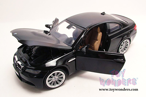Motormax - BMW M3 Coupe Hard Top (1/18 scale diecast model car, Matte Black) 73182BK/4