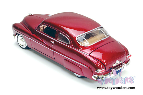 Showcasts Collectibles - Mercury Coupe Hardtop (1949, 1/24 scale diecast model car, Red) 73225AC/R 