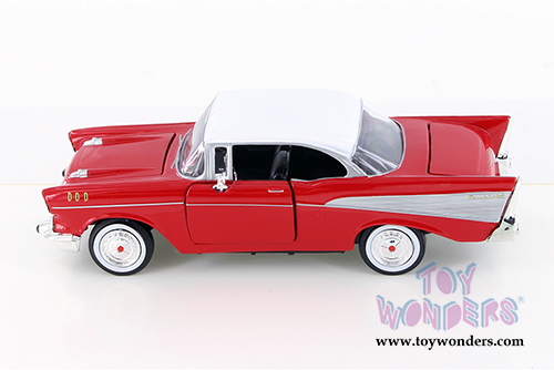 Showcasts Collectibles - Chevy Bel Air Hardtop (1957, 1/24 scale diecast model car, Asstd.) 73228/16D