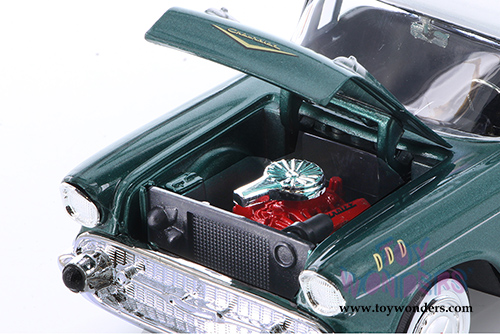 Showcasts Collectibles - Chevy Bel Air Hardtop (1957, 1/24 scale diecast model car, Asstd.) 73228/16D