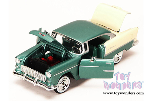 Showcasts Collectibles - Chevy Bel Air Hard Top (1955, 1/24 scale diecast model car, Green) 73229AC/GN