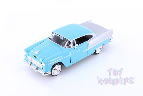 Showcasts Collectibles - Chevrolet&reg; Bel Air&reg; Hardtop (1955, 1/24 scale diecast model car, Light Blue/Gray) 73229BU/16D