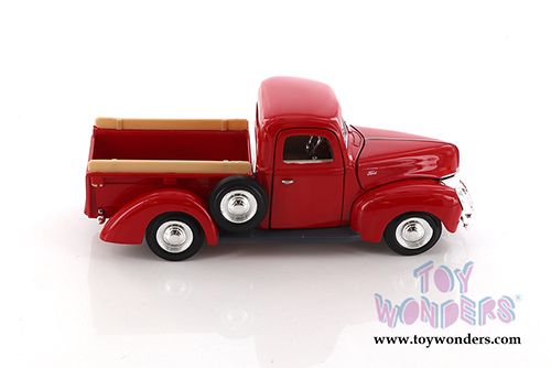 Showcasts Collectibles - Ford Pickup (1940, 1/24 scale diecast model car, Asstd.) 73234/16D