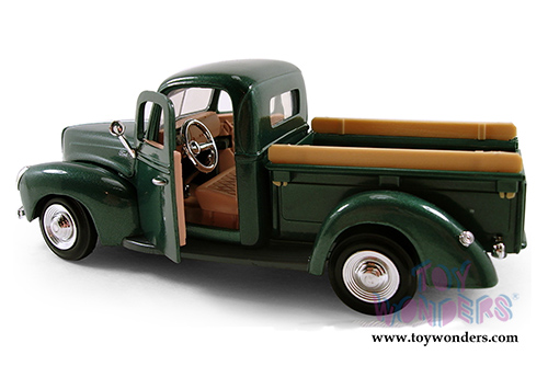 Showcasts Collectibles - Ford Pickup Truck (1940, 1/24 scale diecast model car, Green) 73234AC/GN