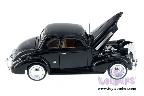 Showcasts Collectibles - Chevy Coupe Hardtop (1939, 1/24 scale die cast model car, Asstd.) 73247/16D