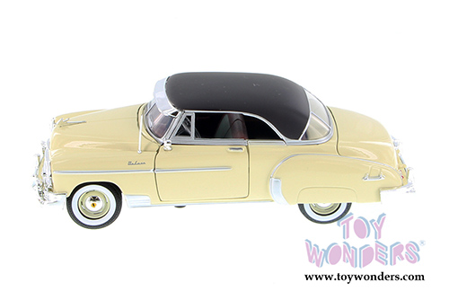 Showcasts Collectibles - Chevrolet Bel Air Hardtop (1950, 1/24 scale diecast model car, Asstd.) 73268/16D