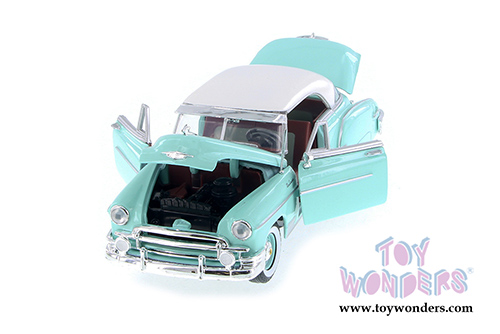 Showcasts Collectibles - Chevrolet Bel Air Hardtop (1950, 1/24 scale diecast model car, Asstd.) 73268/16D