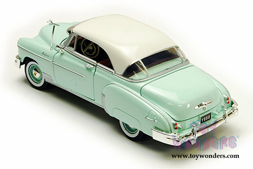 Showcasts Collectibles - Chevy Bel Air Hard Top (1950, 1/24 scale diecast model car, Green) 73268AC/GN