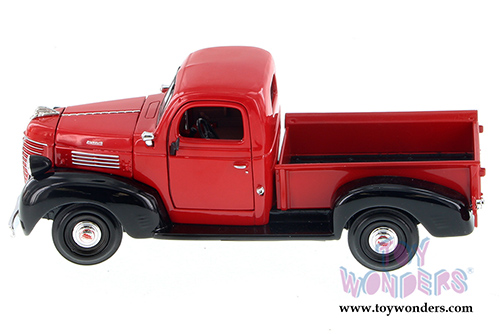Showcasts Collectibles - Plymouth Truck (1941, 1/24 scale diecast model car, Asstd.) 73278/16D