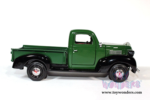 Showcasts® Collectibles - Plymouth Pickup (1941, 1/24 scale diecast model car, Green) 73278AC/GN MAP: $22.99
