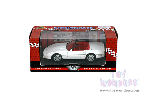 Showcasts Collectibles - Chevrolet&reg; Corvette&reg; Convertible (1986, 1/24 scale diecast model car, White) 73298AC/W