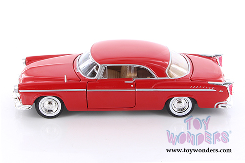 Showcasts Collectibles - Chrysler C300 Hardtop (1955, 1/24 scale diecast model car, Asstd.) 73302/16D