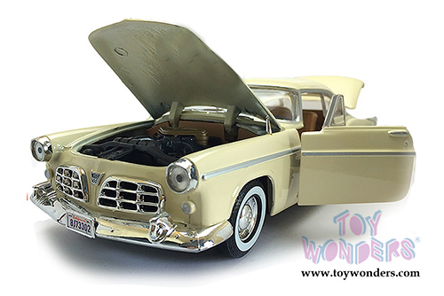 Showcasts Collectibles - Chrysler C300 Hardtop (1955, 1/24 scale diecast model car, Yellow) 73302AC/YL