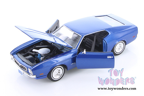 Showcasts Collectibles - Ford Mustang Sportsroof/ Ford Maverick Hardtop (1971, 1974, 1/24 scale diecast model car, Asstd.) 73326/27D