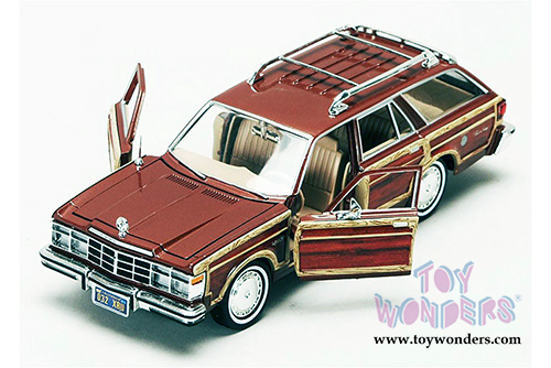 Showcasts Collectibles - Chrysler LeBaron Town & Country Wagon (1979, 1/24 scale diecast model car, Brown) 73331AC/ST