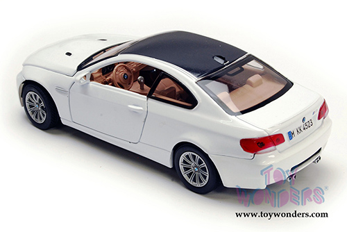 Showcasts Collectibles - BMW M3 Coupe Hardtop (1/24 scale diecast model car, White) 73347W