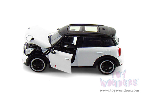 Showcasts®  Collectibles - Mini Cooper S Countryman with Sunroof (1/24 scale diecast model car, White) 73353WT MAP: $22.99