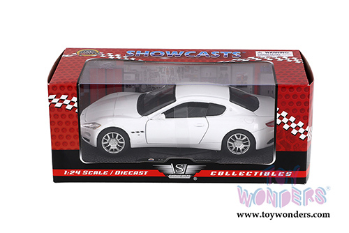 Showcasts Collectibles - Maserati GranTurismo Hardtop (1/24 scale diecast model car, White) 73361W/6