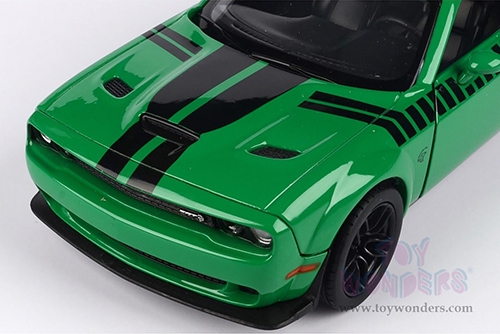 Motormax GT Racing - Dodge Challenger SRT Hellcat Widebody (2018, 1/24 scale diecast model car, Green) 73786GN