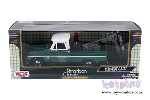 Motormax Premium American - Chevy&reg; C10 Fleetside Pickup Tow Truck (1966, 1/24 scale diecast model car, Green/White) 75344AC