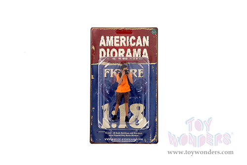 American Diorama Figurine - Car Meet 2 Figure VI (1/18 scale, Orange/Brown) 76294