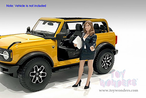 American Diorama Figurine - The Dealership - Female Salesperson (1/24  scale, Black) 76410