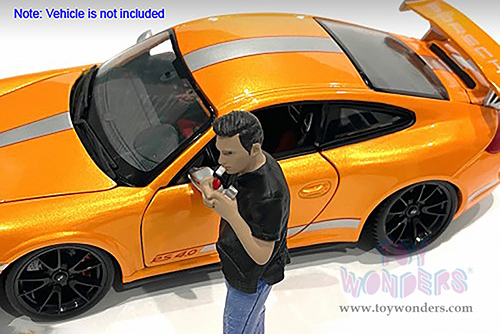 American Diorama Figurine - Car Meet 1 Figure VI (1/24 scale, Black/Blue) 76382
