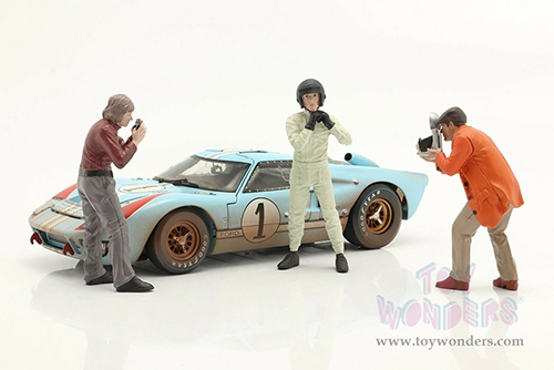 American Diorama Figurine - Race Day 1 Figure I (1/24 scale, Light Cream) 76383