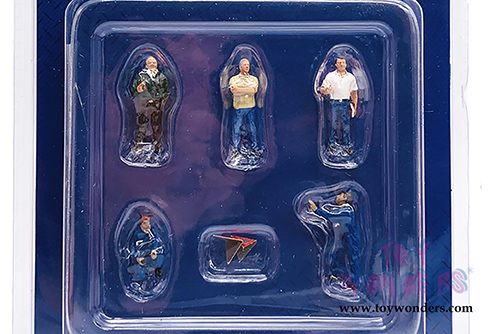 American Diorama/Mijo Exclusives - Auto Transporter Crew Figure Set (7 pc. set, 1/64 scale diecast metal, Asstd.) 76464MJ
