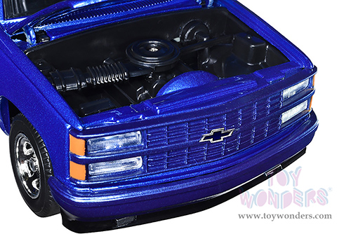Showcasts® Collectibles - Chevrolet® 454 SS™ Pickup Truck (1992, 1/24 scale diecast model car, Blue) 77203BU MAP: $22.99