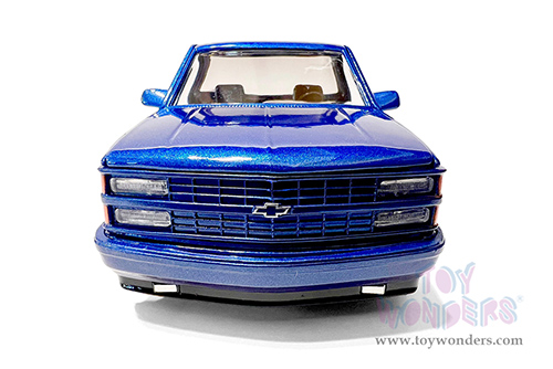 Showcasts® Collectibles - Chevrolet® 454 SS™ Pickup Truck (1992, 1/24 scale diecast model car, Blue) 77203BU MAP: $22.99