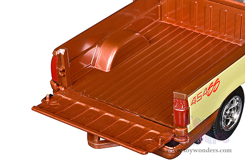 Showcasts® Collectibles - Chevrolet® 454 SS™ Pickup Truck (1992, 1/24 scale diecast model car, Copper/Beige) 77203T MAP: $22.99