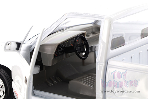 Showcasts® Collectibles - Chevrolet® 454 SS™ Pickup Truck (1992, 1/24 scale diecast model car, White) 77203W MAP: $22.99