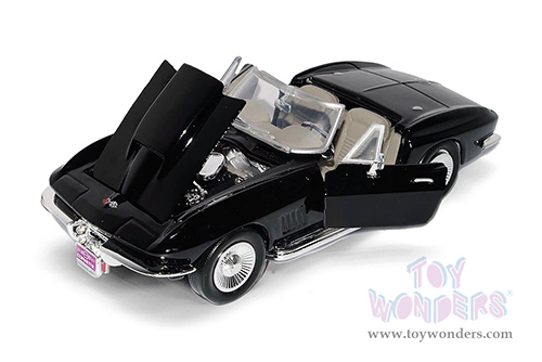 Showcasts® Collectibles - Chevrolet® Corvette® Convertible (1967, 1/24 scale diecast model car, Black) 77224BK MAP: $22.99